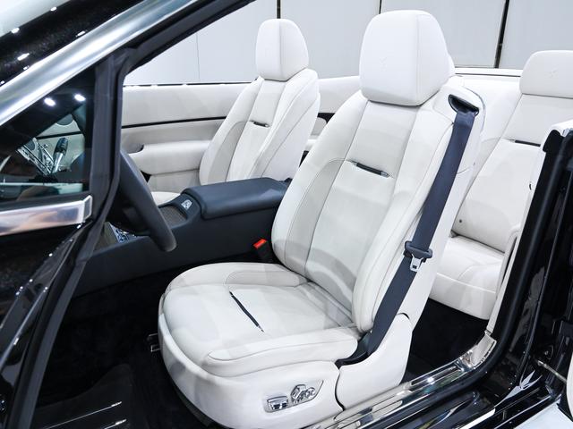 ドーン Black Badge Dawn(15枚目)