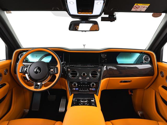 カリナン 2025モデル Black Badge Cullinan Series2(16枚目)