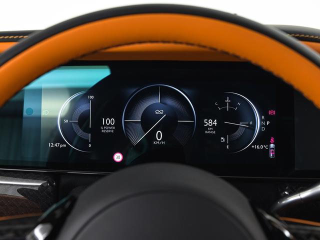 カリナン 2025モデル Black Badge Cullinan Series2(17枚目)