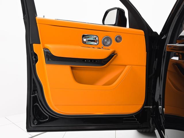 カリナン 2025モデル Black Badge Cullinan Series2(25枚目)