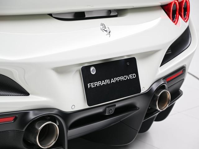 Ｆ８スパイダー 　左Ｈ　Ｆリフター　カープレイ　カーボンＤゾーン　ＬＥＤ付カーボンファイバー製ドライバー・ゾーン　ＡＦＳ　システム　フル電動シート　シートヒート（16枚目）