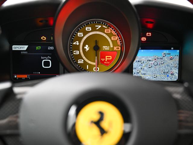 F8スパイダー F1 DCT アップルカープレイ フェラーリ認定中古車 メーカー保証付 フェラーリ・ロードサイドアシスタンス Ferrari Approved(23枚目)