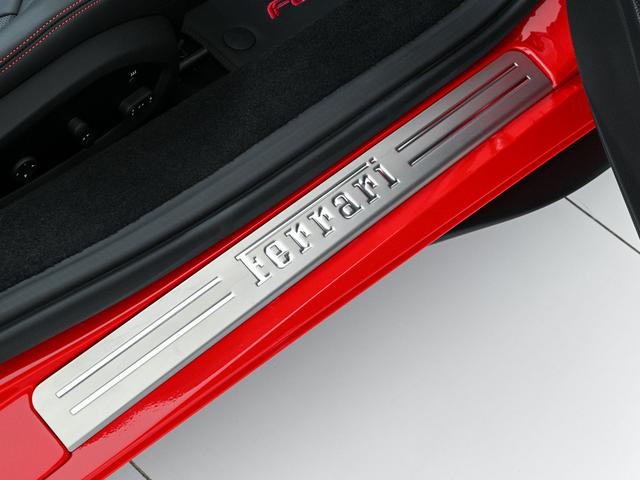 F8スパイダー F1 DCT アップルカープレイ フェラーリ認定中古車 メーカー保証付 フェラーリ・ロードサイドアシスタンス Ferrari Approved(26枚目)