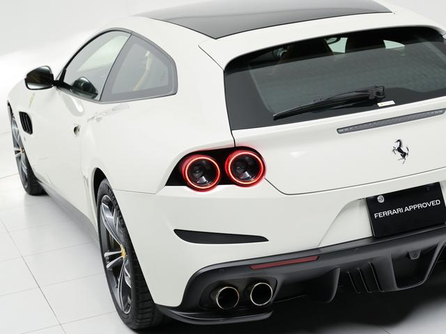 GTC4ルッソ 6.3 4WD 左ハンドル リフター パノラミックルーフ フェラーリ認定中古車 メーカー保証付 フェラーリ・ロードサイドアシスタンス Ferrari Approved(14枚目)