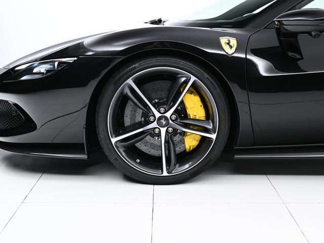 ２９６ＧＴＢ Ｆ１　ＤＣＴ　左Ｈ　リフター　クラシックカラー　フェラーリ認定中古車　メーカー保証付　フェラーリ・ロードサイドアシスタンス　Ｆｅｒｒａｒｉ　Ａｐｐｒｏｖｅｄ（16枚目）