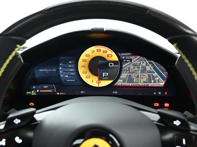 ローマ Ｆ１　ＤＣＴ　右Ｈ　カーボンＦＳＲ　フェラーリ認定中古車　メーカー保証付　フェラーリ・ロードサイドアシスタンス　Ｆｅｒｒａｒｉ　Ａｐｐｒｏｖｅｄ（24枚目）