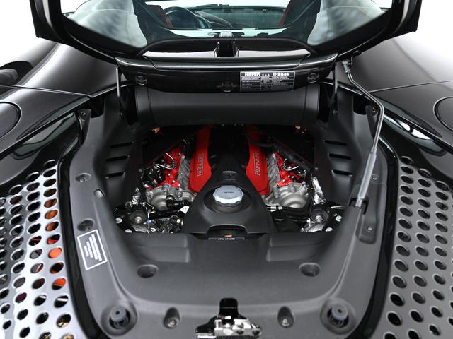 SF90スパイダー F1 DCT E4WD 左H Apple Carplay フェラーリ認定中古車 メーカー保証付 フェラーリ・ロードサイドアシスタンス Ferrari Approved(18枚目)