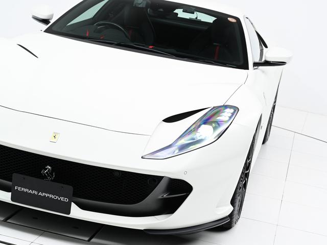 ８１２スーパーファスト Ｆ１　ＤＣＴ　右Ｈ　ＬＥＤ付きカーボン製ドライバーゾーン　フェラーリ認定中古車　メーカー保証付　フェラーリ・ロードサイドアシスタンス　Ｆｅｒｒａｒｉ　Ａｐｐｒｏｖｅｄ（13枚目）