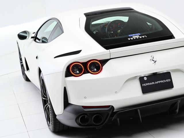 ８１２スーパーファスト Ｆ１　ＤＣＴ　右Ｈ　ＬＥＤ付きカーボン製ドライバーゾーン　フェラーリ認定中古車　メーカー保証付　フェラーリ・ロードサイドアシスタンス　Ｆｅｒｒａｒｉ　Ａｐｐｒｏｖｅｄ（14枚目）