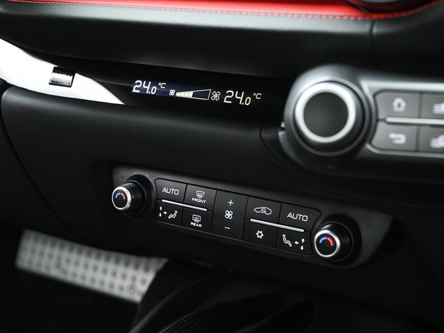 ８１２スーパーファスト Ｆ１　ＤＣＴ　右Ｈ　ＬＥＤ付きカーボン製ドライバーゾーン　フェラーリ認定中古車　メーカー保証付　フェラーリ・ロードサイドアシスタンス　Ｆｅｒｒａｒｉ　Ａｐｐｒｏｖｅｄ（26枚目）