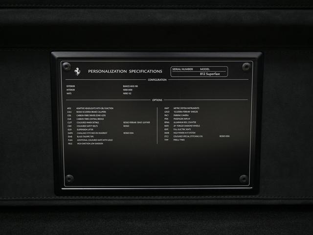 ８１２スーパーファスト Ｆ１　ＤＣＴ　右Ｈ　ＬＥＤ付きカーボン製ドライバーゾーン　フェラーリ認定中古車　メーカー保証付　フェラーリ・ロードサイドアシスタンス　Ｆｅｒｒａｒｉ　Ａｐｐｒｏｖｅｄ（31枚目）
