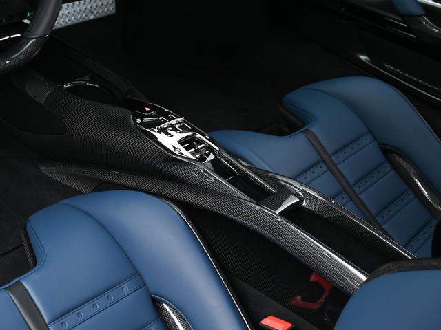 ＳＦ９０ストラダーレ アセット　フィオラノ　Ｆ１　ＤＣＴ　Ｅ４ＷＤ　左Ｈ　フェラーリ認定中古車　メーカー保証付　フェラーリ・ロードサイドアシスタンス　Ｆｅｒｒａｒｉ　Ａｐｐｒｏｖｅｄ（26枚目）