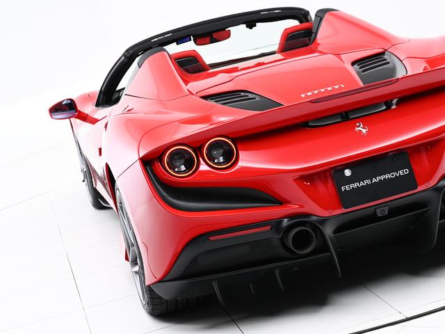 Ｆ８スパイダー Ｆ１　ＤＣＴ　左Ｈ　Ａｐｐｌｅ　Ｃａｒｐｌａｙ　フェラーリ認定中古車　メーカー保証付　フェラーリ・ロードサイドアシスタンス　Ｆｅｒｒａｒｉ　Ａｐｐｒｏｖｅｄ（14枚目）