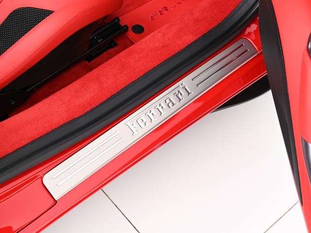 Ｆ８スパイダー Ｆ１　ＤＣＴ　左Ｈ　Ａｐｐｌｅ　Ｃａｒｐｌａｙ　フェラーリ認定中古車　メーカー保証付　フェラーリ・ロードサイドアシスタンス　Ｆｅｒｒａｒｉ　Ａｐｐｒｏｖｅｄ（30枚目）