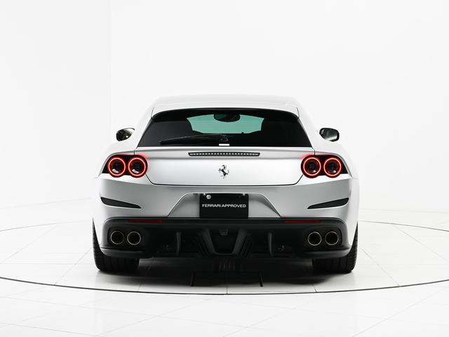 ＧＴＣ４ルッソ ６．３　４ＷＤ　左Ｈ　Ａｐｐｌｅ　Ｃａｒｐｌａｙ　フェラーリ認定中古車　メーカー保証付　フェラーリ・ロードサイドアシスタンス　Ｆｅｒｒａｒｉ　Ａｐｐｒｏｖｅｄ（6枚目）