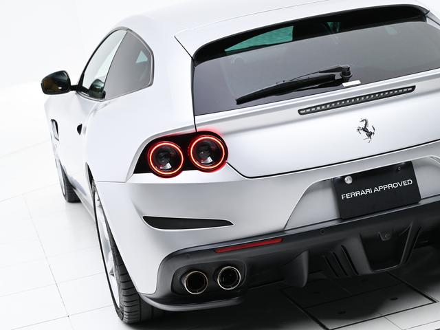 ＧＴＣ４ルッソ ６．３　４ＷＤ　左Ｈ　Ａｐｐｌｅ　Ｃａｒｐｌａｙ　フェラーリ認定中古車　メーカー保証付　フェラーリ・ロードサイドアシスタンス　Ｆｅｒｒａｒｉ　Ａｐｐｒｏｖｅｄ（14枚目）