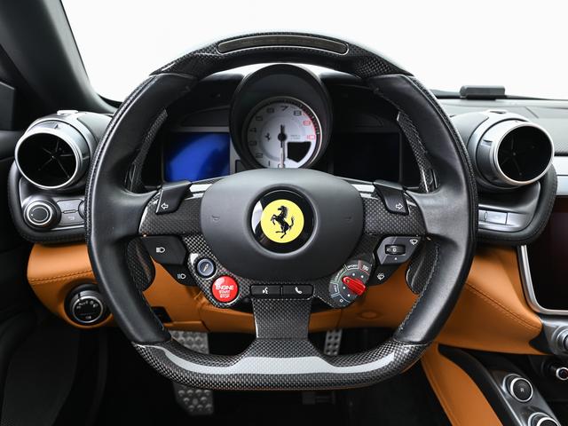 ＧＴＣ４ルッソ ６．３　４ＷＤ　左Ｈ　Ａｐｐｌｅ　Ｃａｒｐｌａｙ　フェラーリ認定中古車　メーカー保証付　フェラーリ・ロードサイドアシスタンス　Ｆｅｒｒａｒｉ　Ａｐｐｒｏｖｅｄ（18枚目）