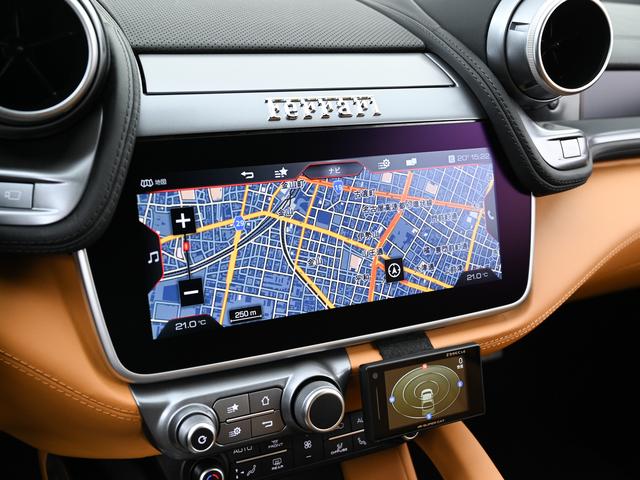 ＧＴＣ４ルッソ ６．３　４ＷＤ　左Ｈ　Ａｐｐｌｅ　Ｃａｒｐｌａｙ　フェラーリ認定中古車　メーカー保証付　フェラーリ・ロードサイドアシスタンス　Ｆｅｒｒａｒｉ　Ａｐｐｒｏｖｅｄ（22枚目）