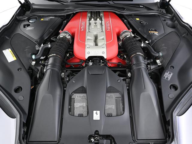 ８１２ＧＴＳ Ｆ１　ＤＣＴ　左Ｈ　スペシャルカラー（Ｇｒｉｇｉｏ　ＧＴＳ）　フェラーリ認定中古車　メーカー保証付　フェラーリ・ロードサイドアシスタンス　Ｆｅｒｒａｒｉ　Ａｐｐｒｏｖｅｄ（4枚目）