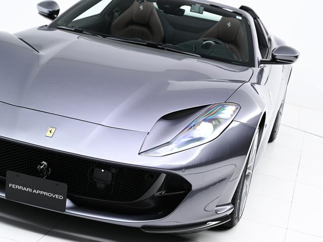 ８１２ＧＴＳ Ｆ１　ＤＣＴ　左Ｈ　スペシャルカラー（Ｇｒｉｇｉｏ　ＧＴＳ）　フェラーリ認定中古車　メーカー保証付　フェラーリ・ロードサイドアシスタンス　Ｆｅｒｒａｒｉ　Ａｐｐｒｏｖｅｄ（13枚目）