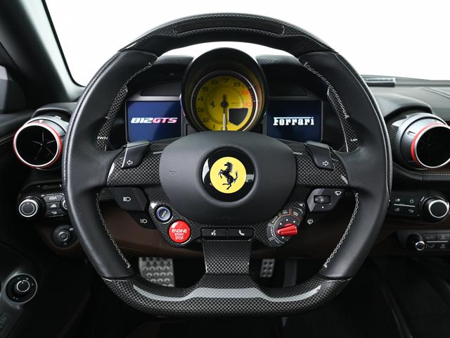 ８１２ＧＴＳ Ｆ１　ＤＣＴ　左Ｈ　スペシャルカラー（Ｇｒｉｇｉｏ　ＧＴＳ）　フェラーリ認定中古車　メーカー保証付　フェラーリ・ロードサイドアシスタンス　Ｆｅｒｒａｒｉ　Ａｐｐｒｏｖｅｄ（19枚目）