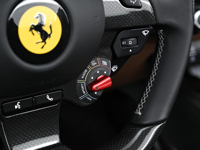 ８１２ＧＴＳ Ｆ１　ＤＣＴ　左Ｈ　スペシャルカラー（Ｇｒｉｇｉｏ　ＧＴＳ）　フェラーリ認定中古車　メーカー保証付　フェラーリ・ロードサイドアシスタンス　Ｆｅｒｒａｒｉ　Ａｐｐｒｏｖｅｄ（21枚目）