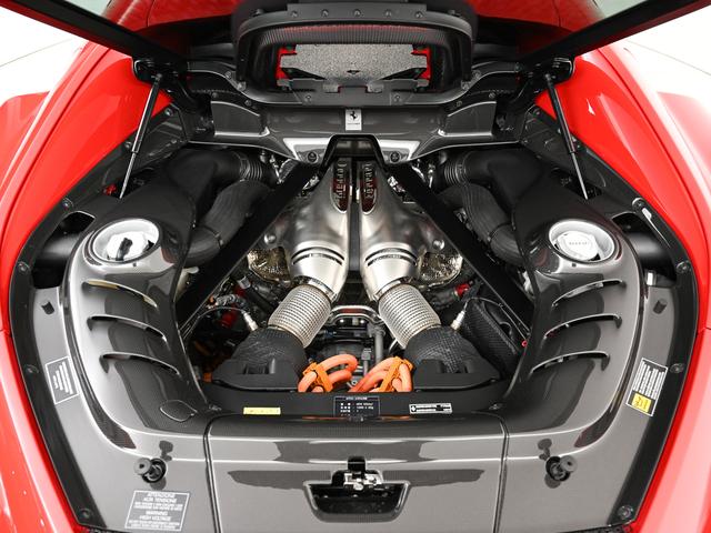 296GTB F1 DCT 左H リフター Apple Carplay フェラーリ認定中古車 正規ディーラー車 メーカー保証付 フェラーリ・ロードサイドアシスタンス Ferrari Approved(18枚目)