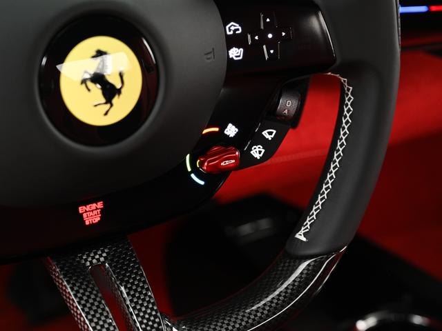 296GTB F1 DCT 左H リフター Apple Carplay フェラーリ認定中古車 正規ディーラー車 メーカー保証付 フェラーリ・ロードサイドアシスタンス Ferrari Approved(23枚目)