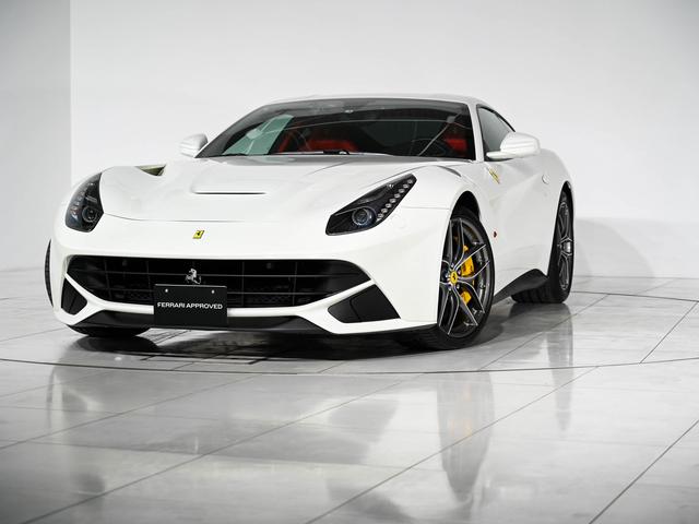 Ｆ１２ベルリネッタ ベースグレード　Ｆ１　ＤＣＴ　ＬＥＤゾーン　リフター　ダイヤモンドホイール（26枚目）