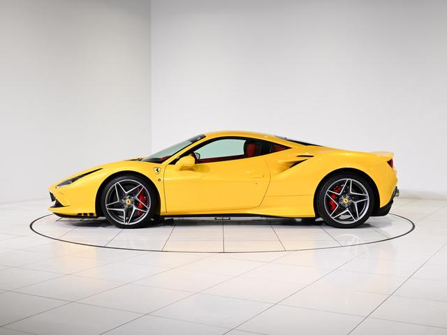 Ｆ８トリブート 　フェラーリ認定中古車　メーカー保証付　フェラーリ・ロードサイドアシスタンス　Ｆｅｒｒａｒｉ　Ａｐｐｒｏｖｅｄ（6枚目）
