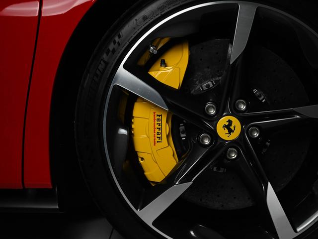 ＳＦ９０ストラダーレ 　フェラーリ認定中古車　メーカー保証付　フェラーリ・ロードサイドアシスタンス　Ｆｅｒｒａｒｉ　Ａｐｐｒｏｖｅｄ（21枚目）