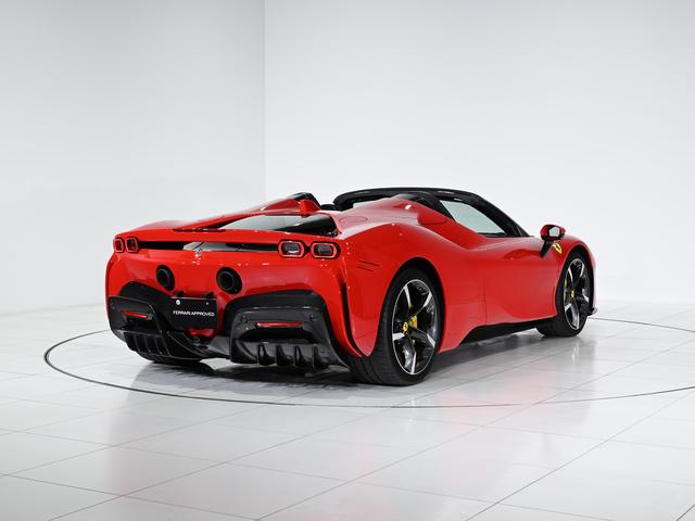 SF90スパイダー ベースグレード フェラーリ認定中古車 メーカー保証付 フェラーリ・ロードサイドアシスタンス Ferrari Approved(8枚目)