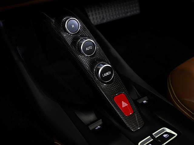 ８１２ＧＴＳ 　フェラーリ認定中古車　メーカー保証付　フェラーリ・ロードサイドアシスタンス　Ｆｅｒｒａｒｉ　Ａｐｐｒｏｖｅｄ（4枚目）