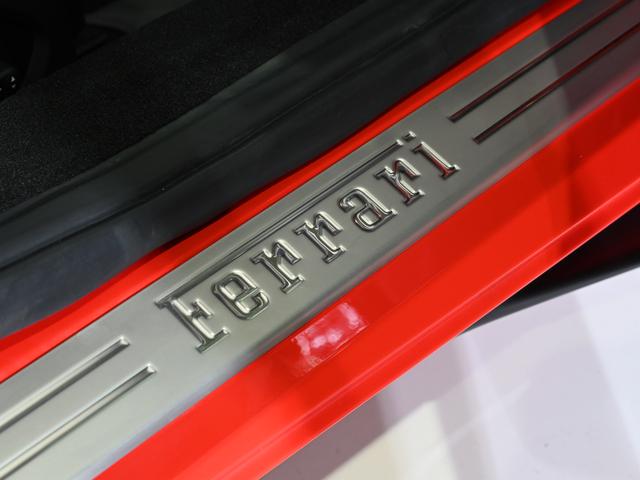 Ｆ８トリブート Ｆ１　ＤＣＴ　ボンネットアッパインサートブラックマット　フェラーリ認定中古車　メーカー保証付　フェラーリ・ロードサイドアシスタンス　Ｆｅｒｒａｒｉ　Ａｐｐｒｏｖｅｄ（29枚目）