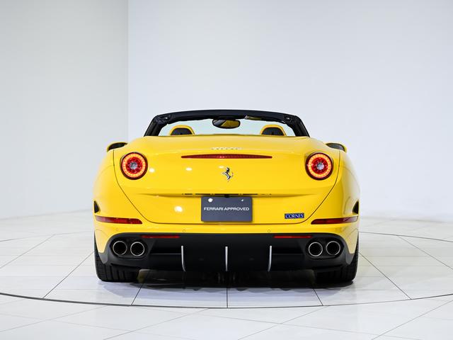 カリフォルニアＴ 　ボディーカラー　Ｇｉａｌｌｏ　Ｍｏｄｅｎａ（黄）にインテリアはＧｉａｌｌｏ（黄）の組み合わせでございます。（28枚目）