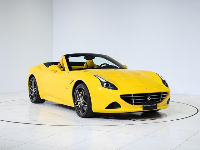 カリフォルニアＴ 　ボディーカラー　Ｇｉａｌｌｏ　Ｍｏｄｅｎａ（黄）にインテリアはＧｉａｌｌｏ（黄）の組み合わせでございます。（29枚目）