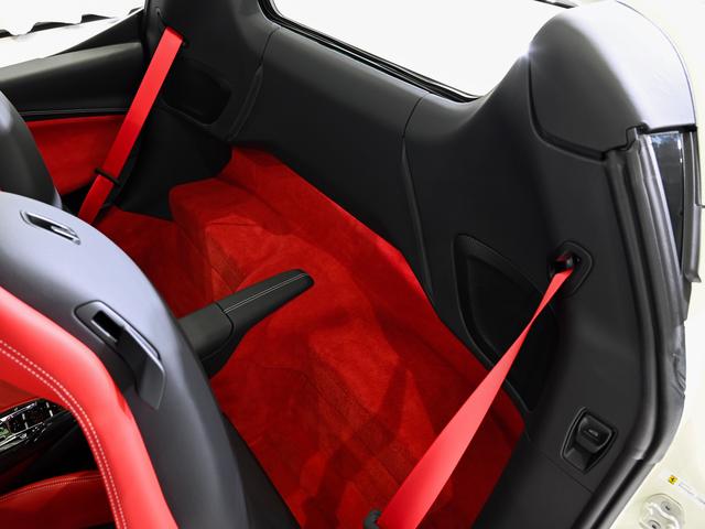２９６ＧＴＳ 　フェラーリ認定中古車　メーカー保証付　フェラーリ・ロードサイドアシスタンス　Ｆｅｒｒａｒｉ　Ａｐｐｒｏｖｅｄ（15枚目）