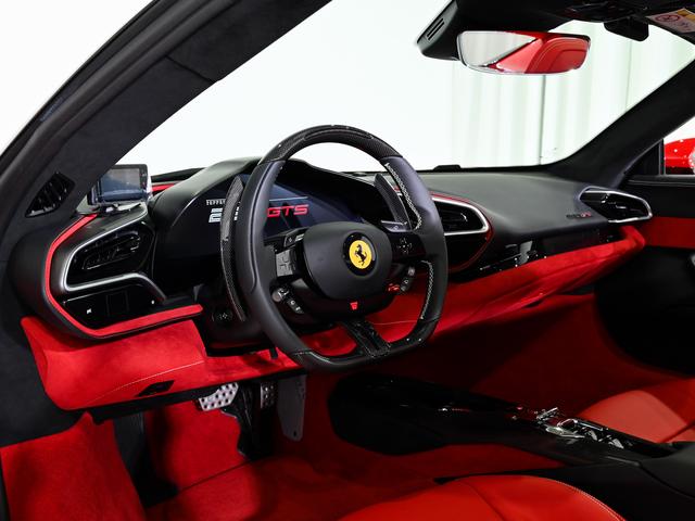 ２９６ＧＴＳ Ｆ１　ＤＣＴ　ベンチレーテッド・フル電動シート　フェラーリ認定中古車　メーカー保証付　フェラーリ・ロードサイドアシスタンス　Ｆｅｒｒａｒｉ　Ａｐｐｒｏｖｅｄ（2枚目）