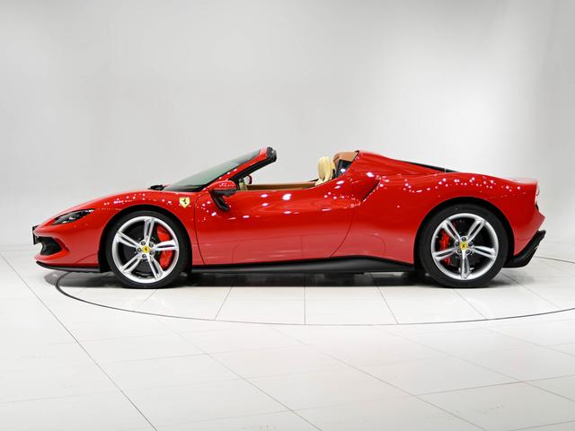 ２９６ＧＴＳ Ｆ１　ＤＣＴ　フェラーリ認定中古車　メーカー保証付　フェラーリ・ロードサイドアシスタンス　Ｆｅｒｒａｒｉ　Ａｐｐｒｏｖｅｄ（7枚目）