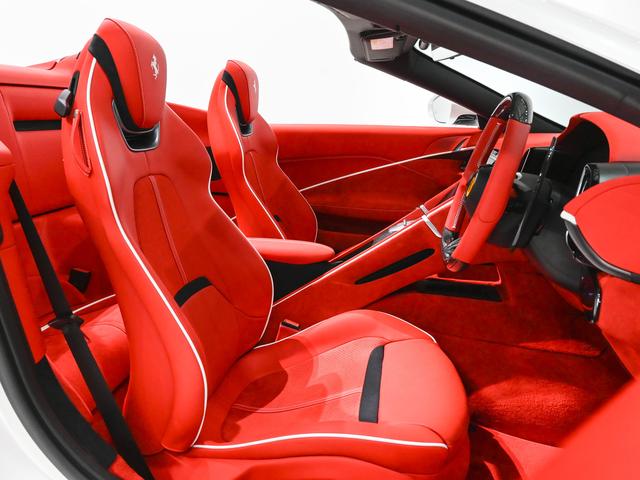 ローマスパイダー F1 DCT 20inchクローム仕上 フェラーリ認定中古車 メーカー保証付 フェラーリ・ロードサイドアシスタンス Ferrari Approved(13枚目)