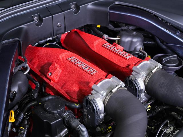 ローマ Ｆ１　ＤＣＴ　２０ｉｎｃｈクローム仕上　フェラーリ認定中古車　メーカー保証付　フェラーリ・ロードサイドアシスタンス　Ｆｅｒｒａｒｉ　Ａｐｐｒｏｖｅｄ　Ｂｌｕ　Ｒｏｍａ（27枚目）