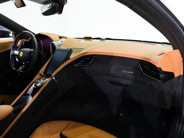 ローマ Ｆ１　ＤＣＴ　２０ｉｎｃｈクローム仕上　フェラーリ認定中古車　メーカー保証付　フェラーリ・ロードサイドアシスタンス　Ｆｅｒｒａｒｉ　Ａｐｐｒｏｖｅｄ　Ｂｌｕ　Ｒｏｍａ（28枚目）