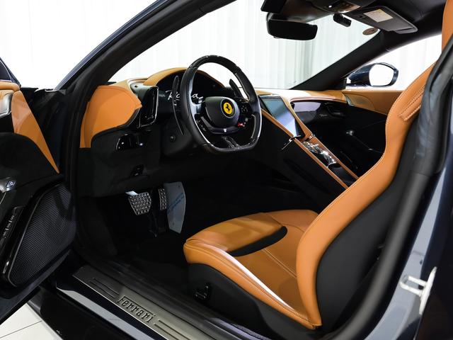 ローマ Ｆ１　ＤＣＴ　２０ｉｎｃｈクローム仕上　フェラーリ認定中古車　メーカー保証付　フェラーリ・ロードサイドアシスタンス　Ｆｅｒｒａｒｉ　Ａｐｐｒｏｖｅｄ　Ｂｌｕ　Ｒｏｍａ（31枚目）