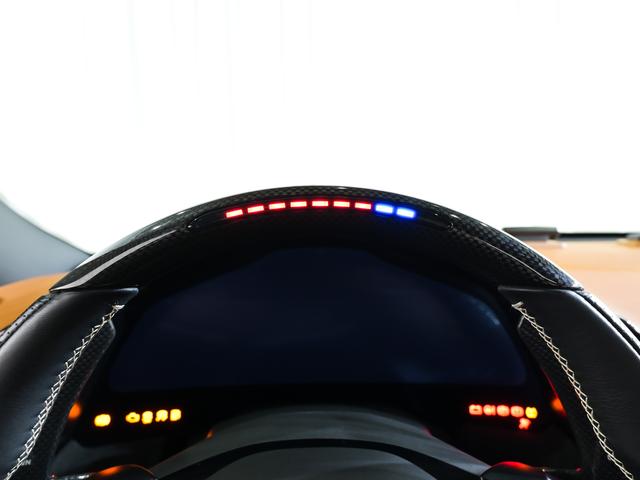 ローマ Ｆ１　ＤＣＴ　２０ｉｎｃｈクローム仕上　フェラーリ認定中古車　メーカー保証付　フェラーリ・ロードサイドアシスタンス　Ｆｅｒｒａｒｉ　Ａｐｐｒｏｖｅｄ　Ｂｌｕ　Ｒｏｍａ（35枚目）