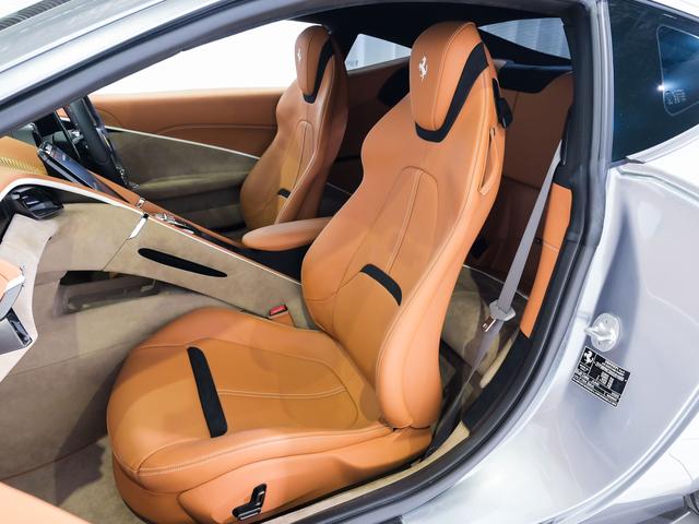 ローマ F1 DCT フェラーリ認定中古車 メーカー保証付 フェラーリ・ロードサイドアシスタンス Ferrari Approved(3枚目)