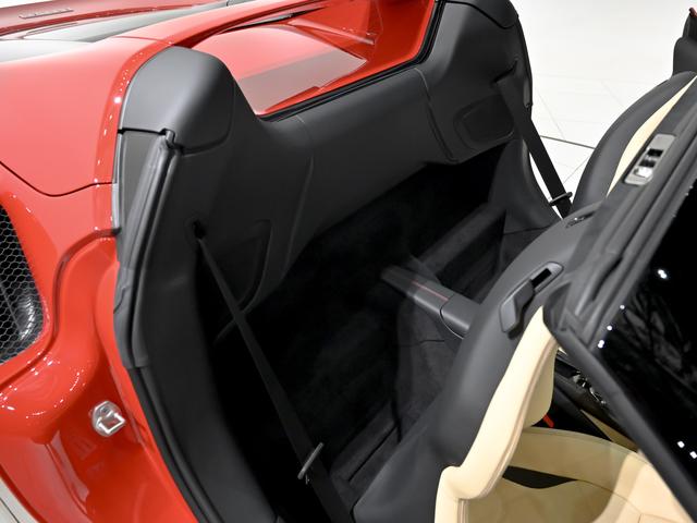 296GTS F1 DCT フェラーリ認定中古車 メーカー保証付 フェラーリ・ロードサイドアシスタンス Ferrari Approved(15枚目)