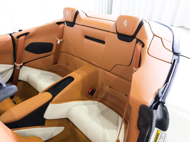 ローマスパイダー F1 DCT フェラーリ認定中古車 メーカー保証付 フェラーリ・ロードサイドアシスタンス Ferrari Approved(4枚目)