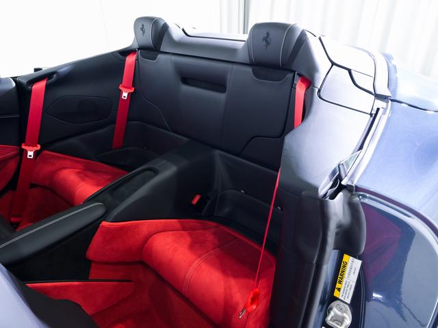 ローマスパイダー ベースグレード(4枚目)