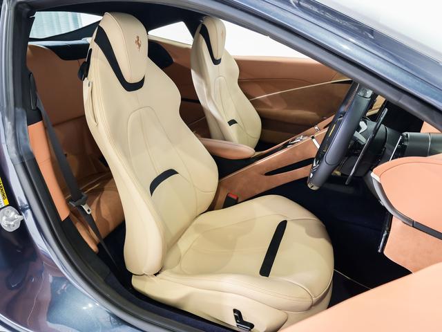 ローマ 　フェラーリ認定中古車　メーカー保証付　フェラーリ・ロードサイドアシスタンス　Ｆｅｒｒａｒｉ　Ａｐｐｒｏｖｅｄ（10枚目）