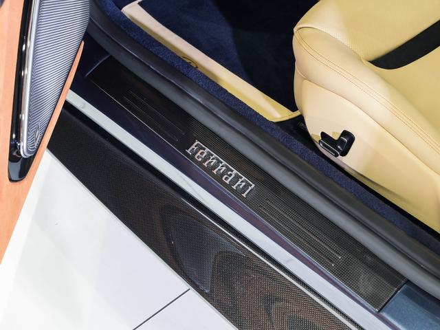 ローマ 　フェラーリ認定中古車　メーカー保証付　フェラーリ・ロードサイドアシスタンス　Ｆｅｒｒａｒｉ　Ａｐｐｒｏｖｅｄ（20枚目）